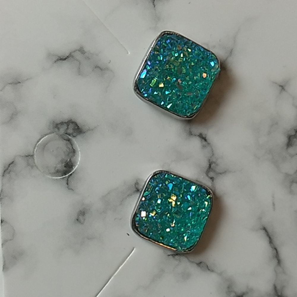 Stainless Steel Druzy Stud Earrings Square Shape Teal w Gold (24)